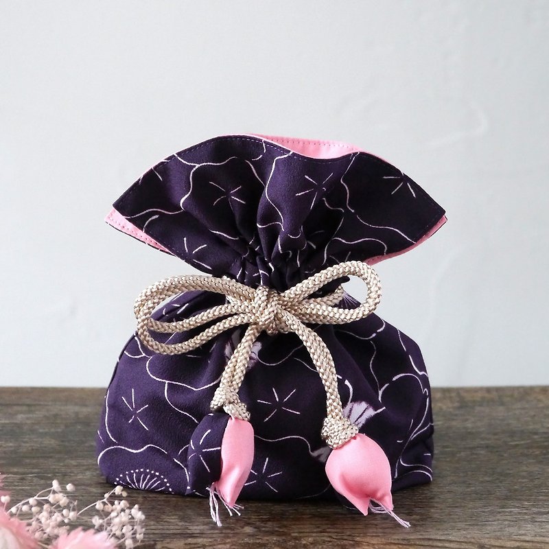 Happy purse FUGURO flower pattern - Toiletry Bags & Pouches - Cotton & Hemp Purple