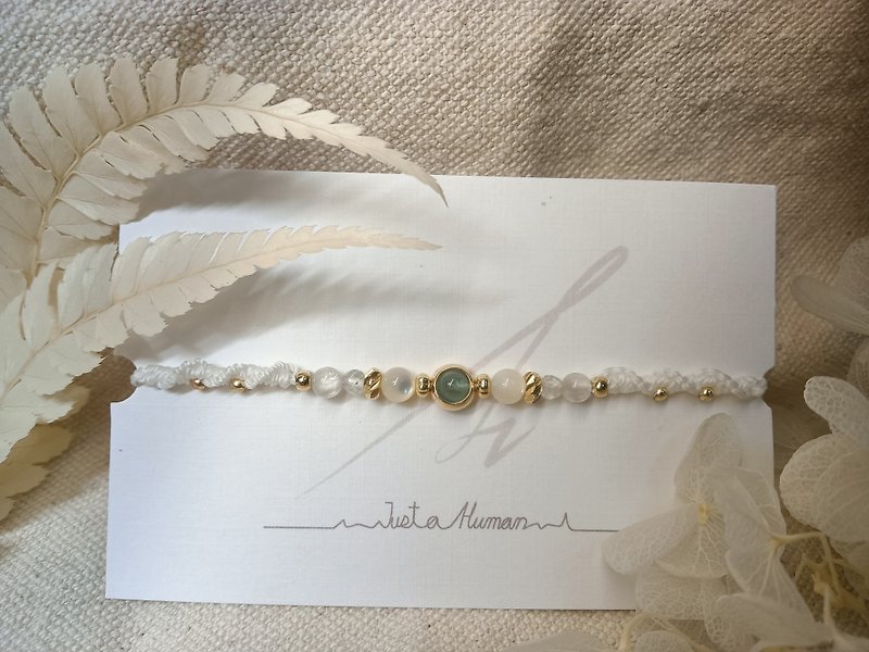 Liuguang | Teal Stone prehnite, spodumene, white butterfly shell, exquisite woven bracelet - Bracelets - Semi-Precious Stones White