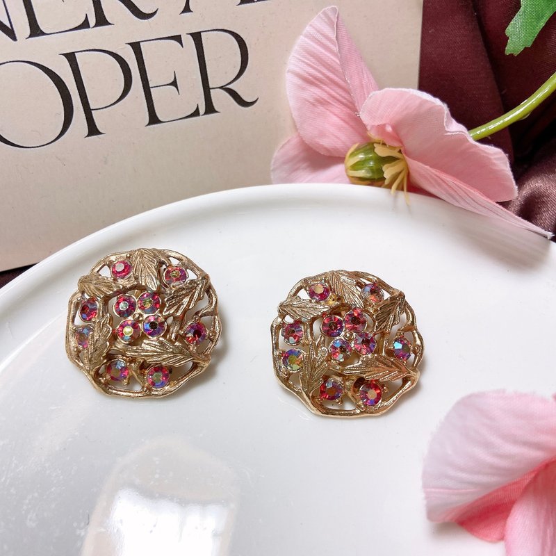 【西洋古董飾品】Sarah Pat Pend沙金葉脈線條梅紅萊茵鑽耳環耳夾 - 耳環/耳夾/耳骨夾 - 貴金屬 紅色