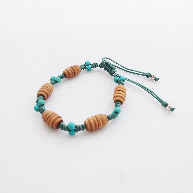 Indian Sandalwood Bead Bracelet-Turquoise Stone - สร้อยข้อมือ - ไม้ สีน้ำเงิน