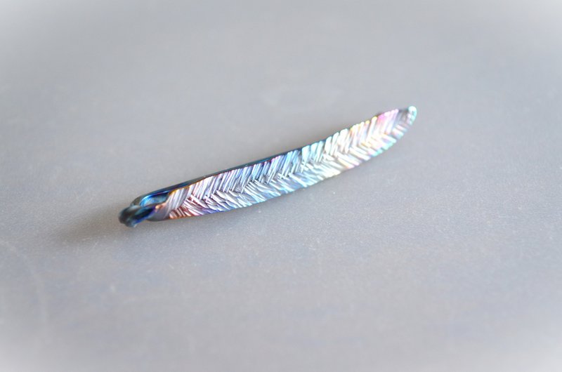 Titanium tie bar・飾り羽の純チタンネクタイピン５６mm・A - 領帶/領帶夾 - 其他金屬 多色