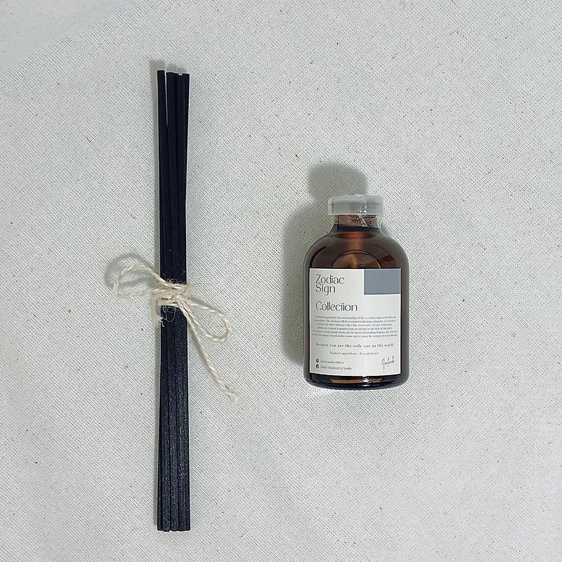 Essential oils reed diffuser Capricorn sign scented 40ml. - 香氛/精油/擴香 - 精油 灰色