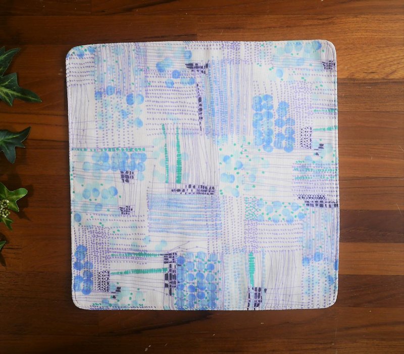 ผ้าฝ้าย/ผ้าลินิน ผ้าเช็ดหน้า - Limited edition = Japanese double gauze handkerchief = watercolor smudge = the beauty of geometric lines