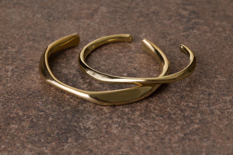 Knock wave forging Bronze bracelet Waving Brass Bangle