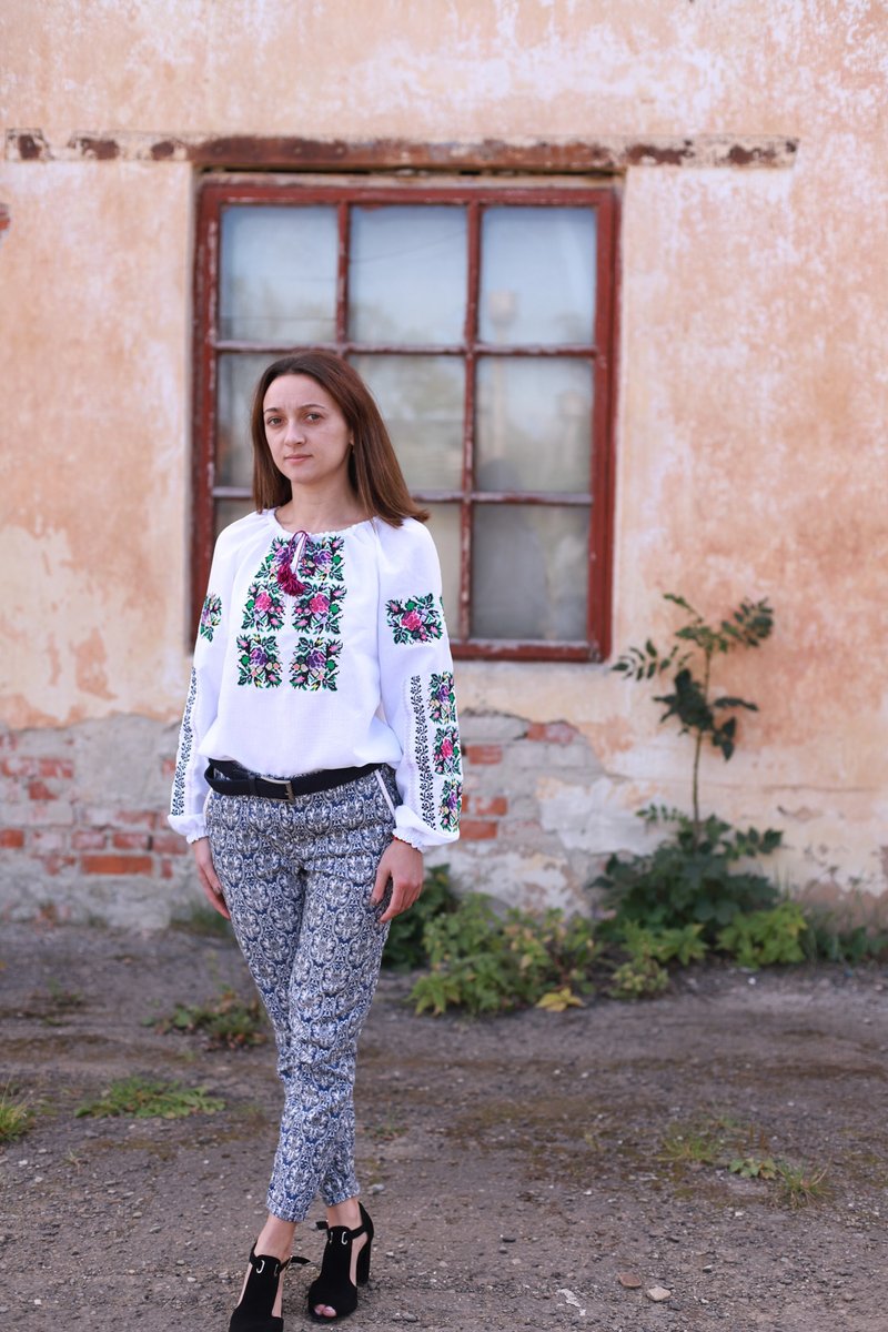 embroidered ukrainian embroidery traditional clothes shirt gift clothes women's - 女襯衫 - 其他材質 白色