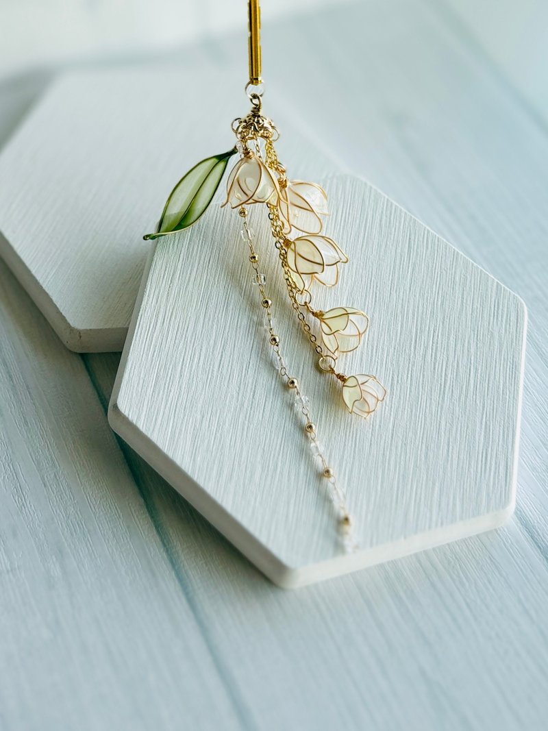 白鈴蘭髮簪 一隻販售 - 髮夾/髮圈 - 樹脂 白色