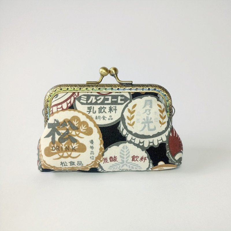 [Vintage bottle cap] Mouth gold bag coin purse clutch bag Christmas exchange gift - กระเป๋าคลัทช์ - ผ้าฝ้าย/ผ้าลินิน สีดำ