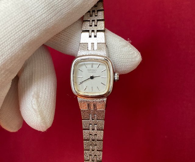 SEIKO Silver Classic Square Case Geometric Hour Markers Antique Watch -  Shop 1j-studio Women's Watches - Pinkoi