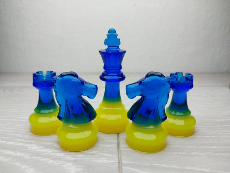 Custom resin chess sets with board | Size of King 2.75 inch (7 cm) | Epoxy resin - 桌遊/卡牌 - 樹脂 紫色