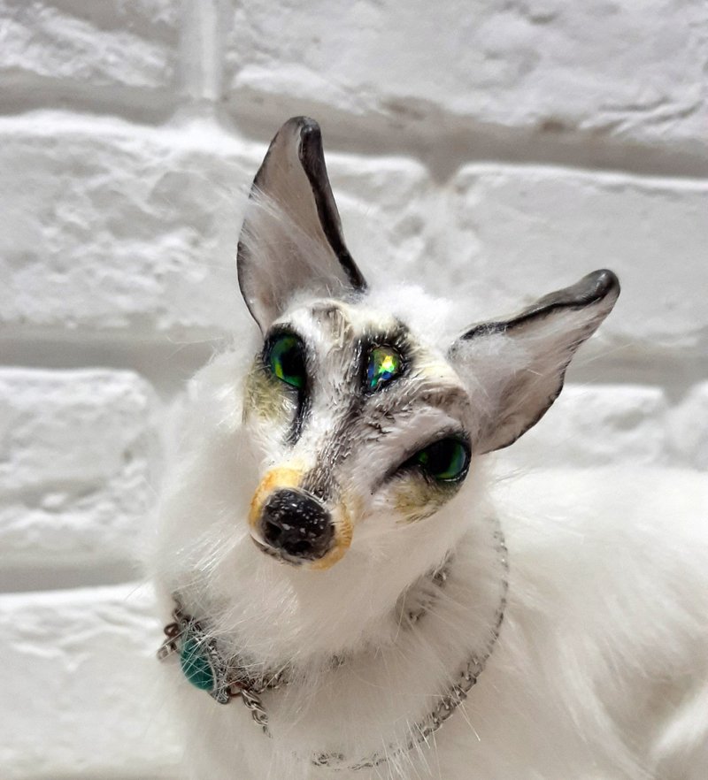 Fox art doll animal realistic, OOAK Fantasy creature toy plush - 公仔/玩偶 - 其他材質 白色