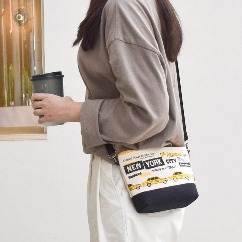 Ultrahard Canvas Lightweight Tote / Crossbody Bag - New York - กระเป๋าแมสเซนเจอร์ - ผ้าฝ้าย/ผ้าลินิน ขาว