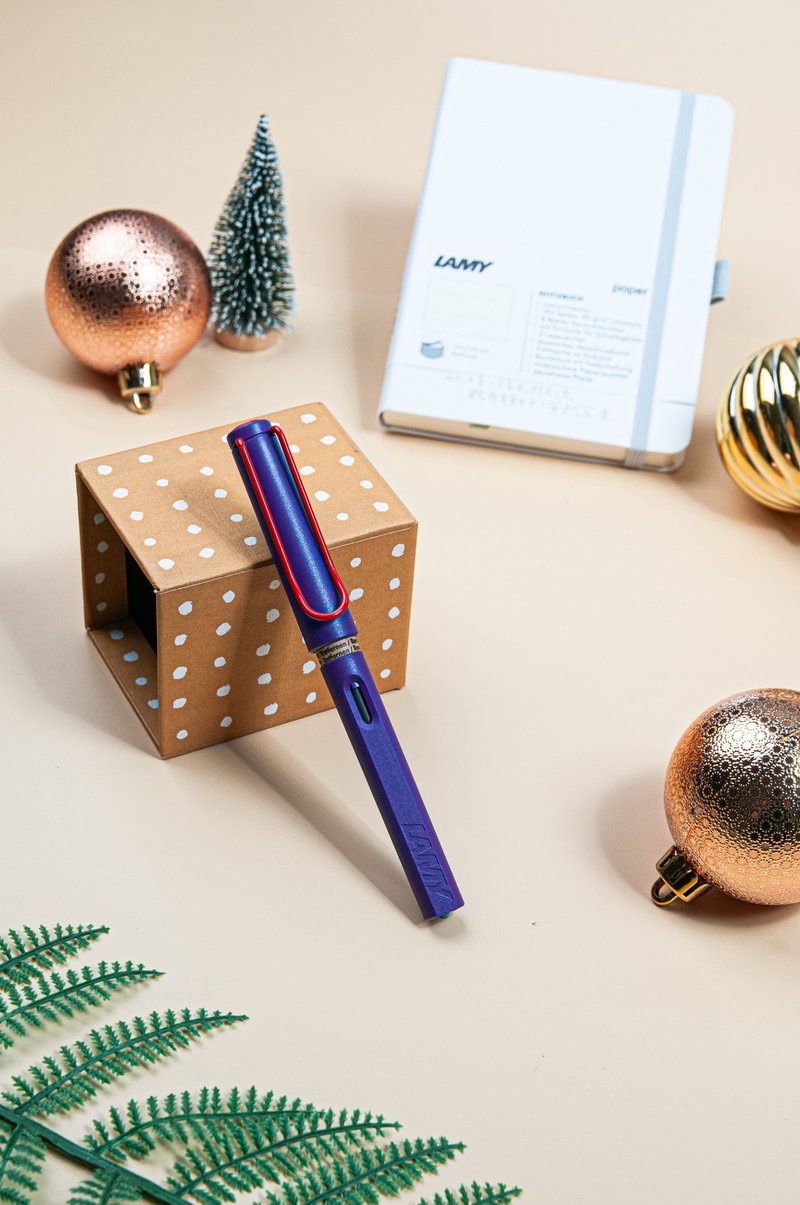 [Free laser engraving] LAMY safari fountain pen colorful gift box-Special Edition-Purple Red Clip - Fountain Pens - Plastic Purple