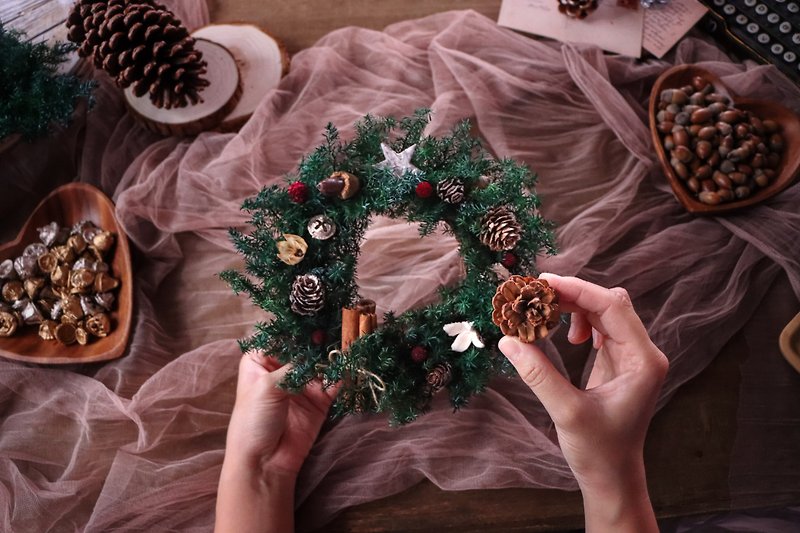 【คลาสเวิร์คช็อป】Flower Art Course Fruit Christmas Wreath Christmas Gift Parent-child Handmade Exchange Gift Door Decoration