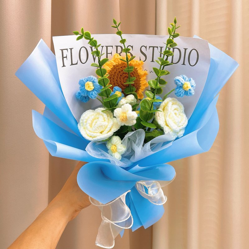 畢業禮物 畢業花束 客製化禮物2025陽光花瓣交響曲 - 手工編織花 - 乾燥花/永生花 - 棉．麻 藍色