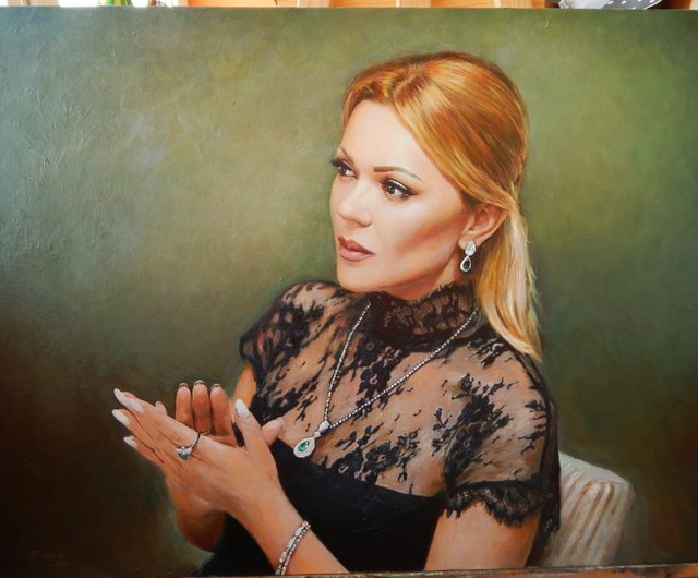 写真から肖像画を描く、キャンバスに油絵を描く、カスタム肖像画を描く