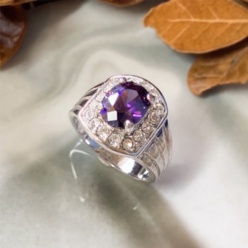 [Western Antique Jewelry] 14 three-dimensional purple-cut diamonds sparkling Rhinestone pull-shaped personality Silver ring