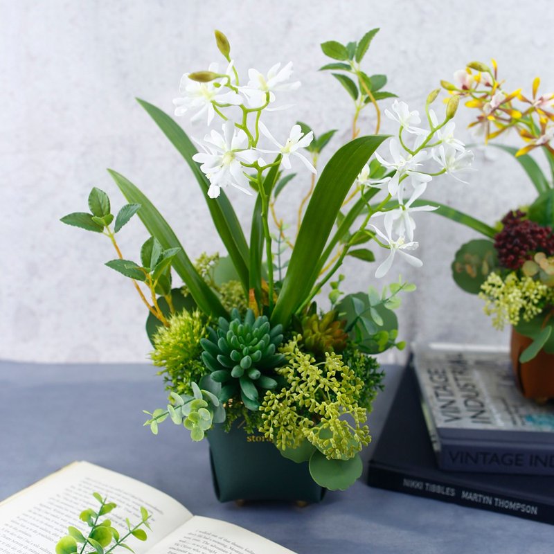 Small white orchid fragrance flower arrangement/realistic flower/arrangement/gift/artificial flower/flower ceremony - ตกแต่งต้นไม้ - วัสดุอื่นๆ 