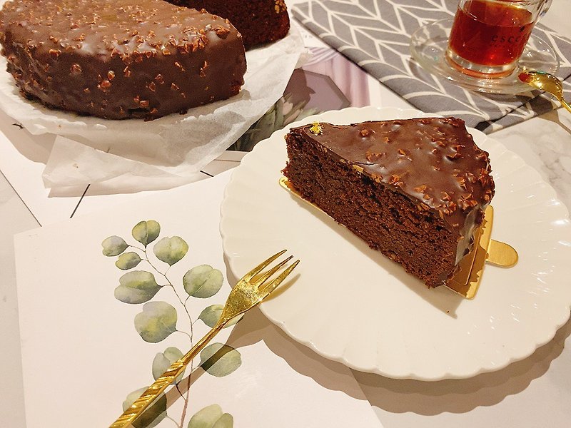 Crispy Chocolate Hazelnut King#粉丝果果香#French manor chocolate - Cake & Desserts - Fresh Ingredients Brown