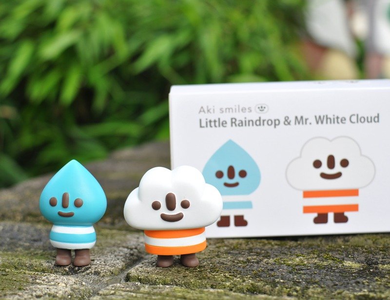 [Hong Kong] FLUFFY HOUSE Japanese designer Kansai AKI joint section of small white clouds raindrops doll group (Aki smiles Mr. White Cloud and Little Raindrop) - ตุ๊กตา - พลาสติก ขาว