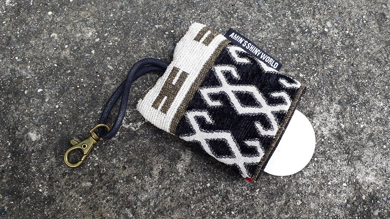 AMIN'S SHINY WORLD handmade custom ethnic Gogogro key case - Keychains - Cotton & Hemp Multicolor
