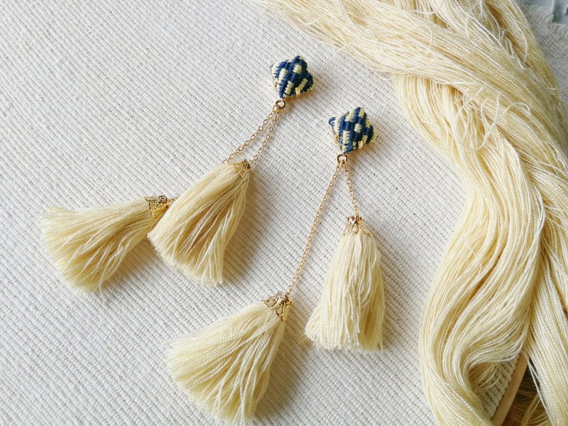 Double tassels / Yellow - 耳環/耳夾/耳骨夾 - 棉．麻 黃色