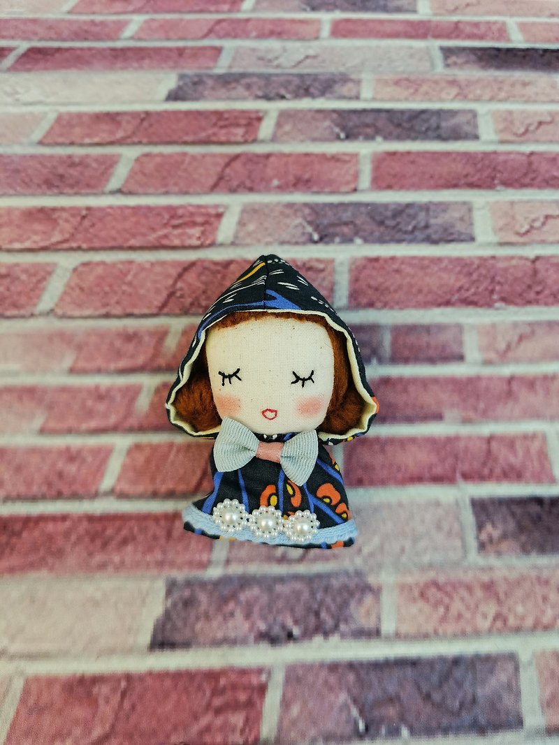 Handmade brooch- Hoodie Girl With Ribbon - Stuffed Dolls & Figurines - Cotton & Hemp Blue