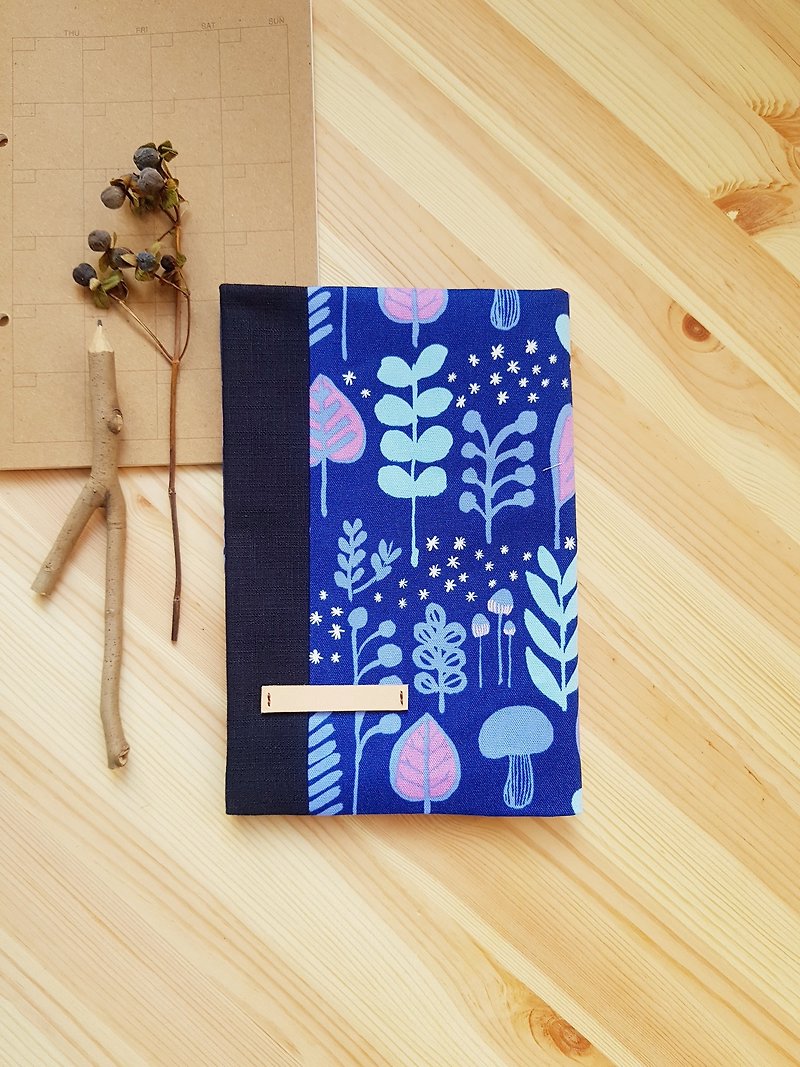 Fairy blue purple in the forest of A5/25K adjustable cloth book - Book Covers - Cotton & Hemp Blue