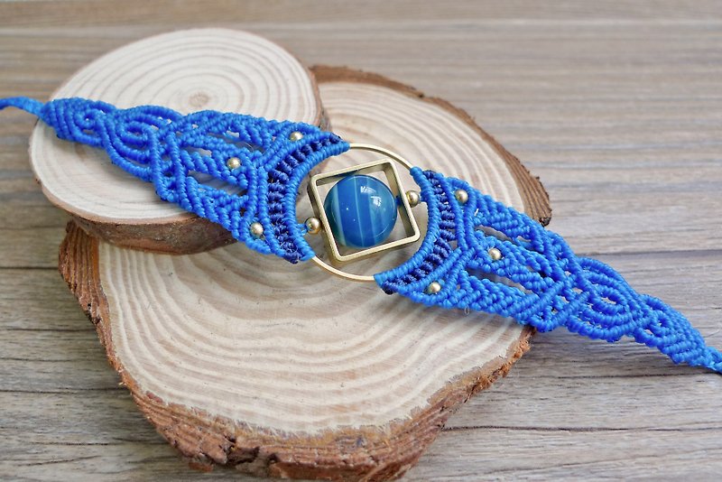 Misssheep-H10 民族風藍色南美蠟線編織黃銅圓環藍瑪瑙手環 - 手鍊/手環 - 其他材質 藍色