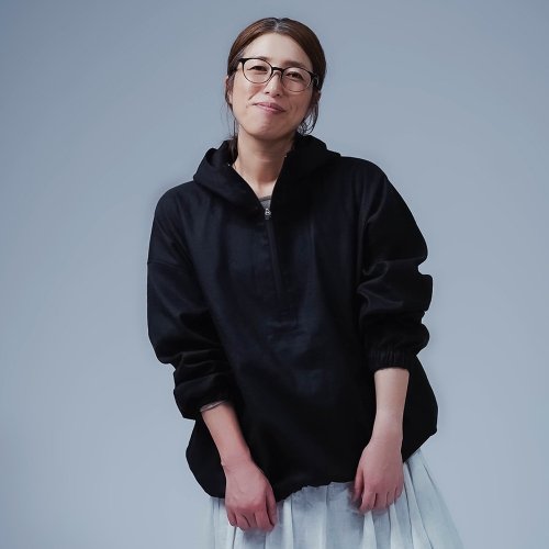 wafu. リネン&コットン　フード付きパーカー　ブラック wafu【リネンソロテックス】自然と都会の融合 リネンアノラック