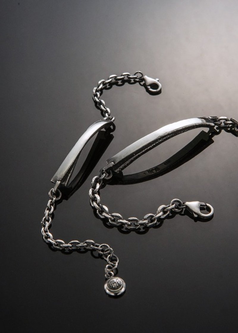 Standard Collection Overlapping Bracelet | Fusion Bracelet(L)&(S) - สร้อยข้อมือ - โลหะ สีเทา