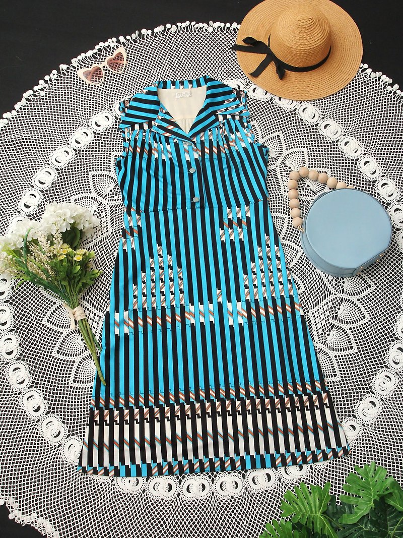 Vintage dress size L Retro graphic very cute - ชุดเดรส - เส้นใยสังเคราะห์ สีน้ำเงิน