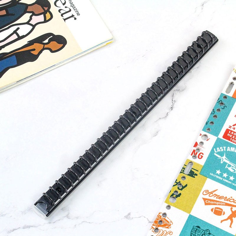 Chuyu 30孔美背拉柄夾(A4/13K適用)/DIY活頁夾具(孔徑13mm) - 筆記本/手帳 - 塑膠 黑色