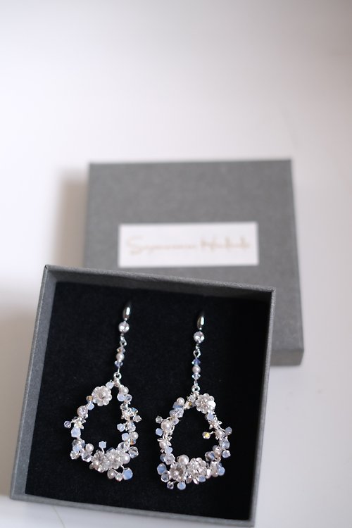 SAYSOcessories Handmade Swarovski水晶珍珠耳環,水晶耳環,婚紗耳環,Bridal Earrings