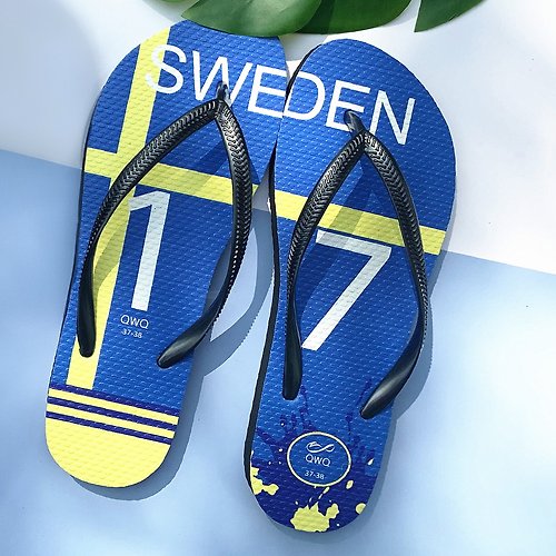 QWQ天然橡膠夾腳拖鞋 女款國家隊足球紀念夾腳拖鞋 軟Q止滑耐磨人字拖鞋瑞典