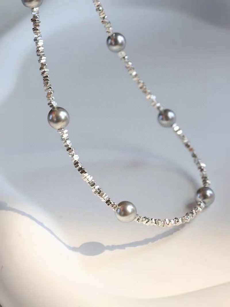 天然原色淡水巴洛克灰珍珠 純銀碎銀子設計多圈手鍊項鍊s - 手鍊/手鐲 - 珍珠 白色