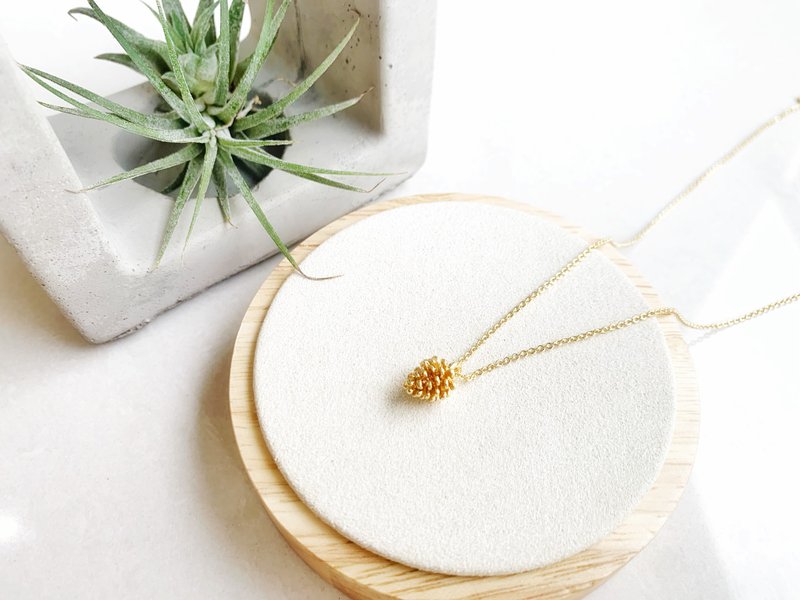 18K gold necklace-fruit on pine - simple gift sterling simple texture design - Necklaces - Precious Metals Gold