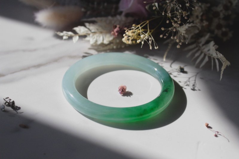 Journal-崑崙 天然A貨翡翠（ミャンマー翡翠）正氷の輝き、鮮やかな陽緑が舞う円骨バングル - ブレスレット - 宝石 