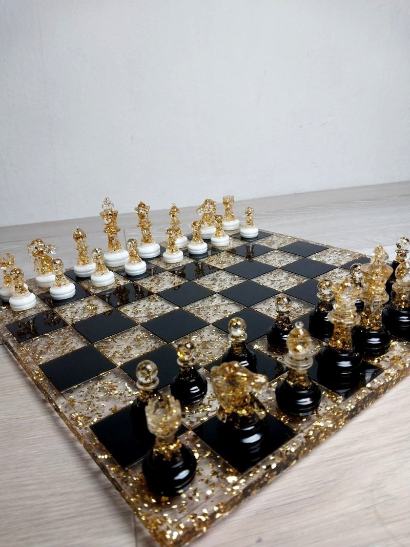 Custom resin chess sets with board | Size of King 2.75 inch (7 cm) | Epoxy resin - 桌遊/卡牌 - 樹脂 橘色