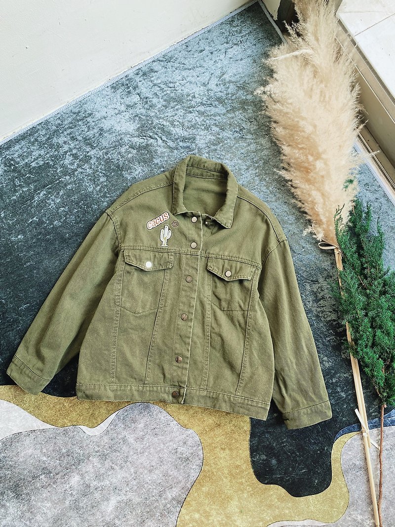 Army green plain classic playful embroidery thin denim jacket antique vintage vintage