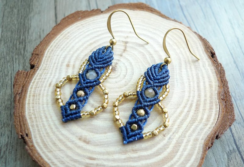 Misssheep - T02 - macrame earrings with plastic beads - Earrings & Clip-ons - Other Materials Blue
