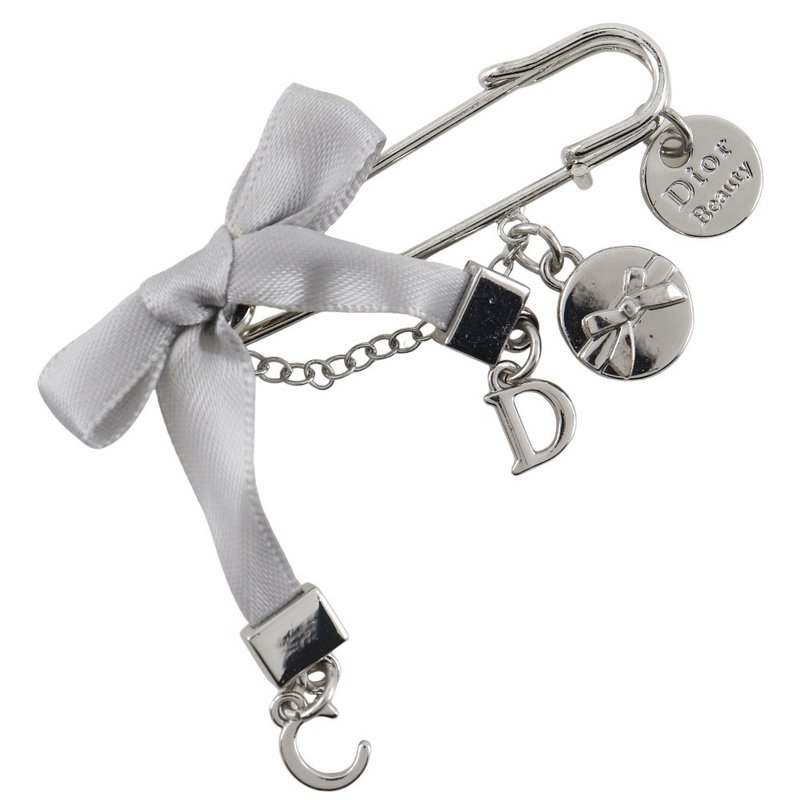 【日本直送】クリスチャンディオール Dior ピンブローチ ブローチ CDロゴ ×メタル グレー リボン 約11g レディース【中古】 - 胸針 - 其他金屬 銀色