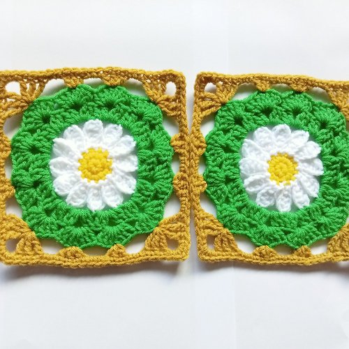 Sasideni Design Daisy Flower Crochet Granny Square PDF Pattern - Instant Download