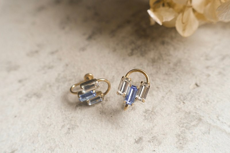 American antique AMCO water blue rhinestone 12k gold-plated ear clip - Earrings & Clip-ons - Semi-Precious Stones Blue
