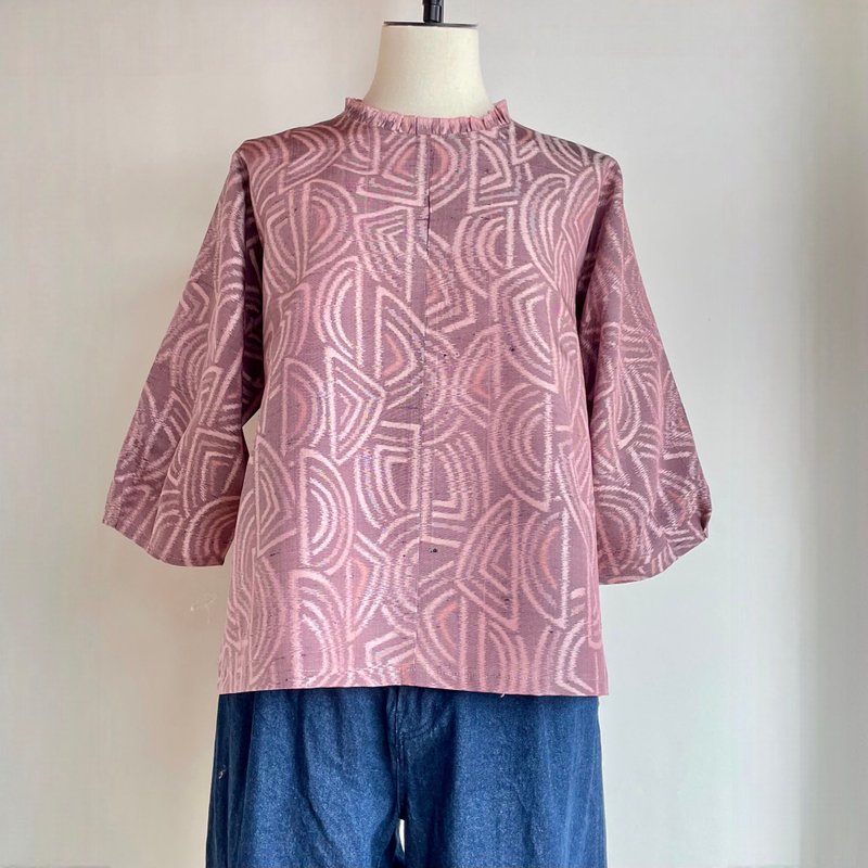Pinkoi Proxy Purchase - フリルカラー　ブラウス【送料込み】着物リメイク　ピンク - 女上衣/長袖上衣 - 棉．麻 粉紅色