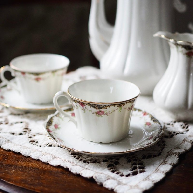 19th century French antique LIMOGES cup and saucer set - แก้วมัค/แก้วกาแฟ - ดินเผา ขาว