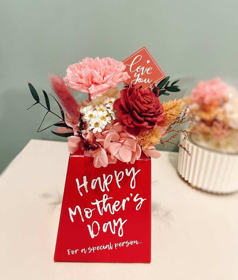 Yuyi Space ŸǘÝï [LOVE YOU] Mother's Day table flower pot flower box immortal flower - Dried Flowers & Bouquets - Plants & Flowers Multicolor