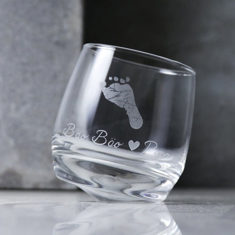 270cc 寶寶腳ㄚ紀念 威士忌杯 新生兒禮物 - 杯/玻璃杯 - 玻璃 灰色