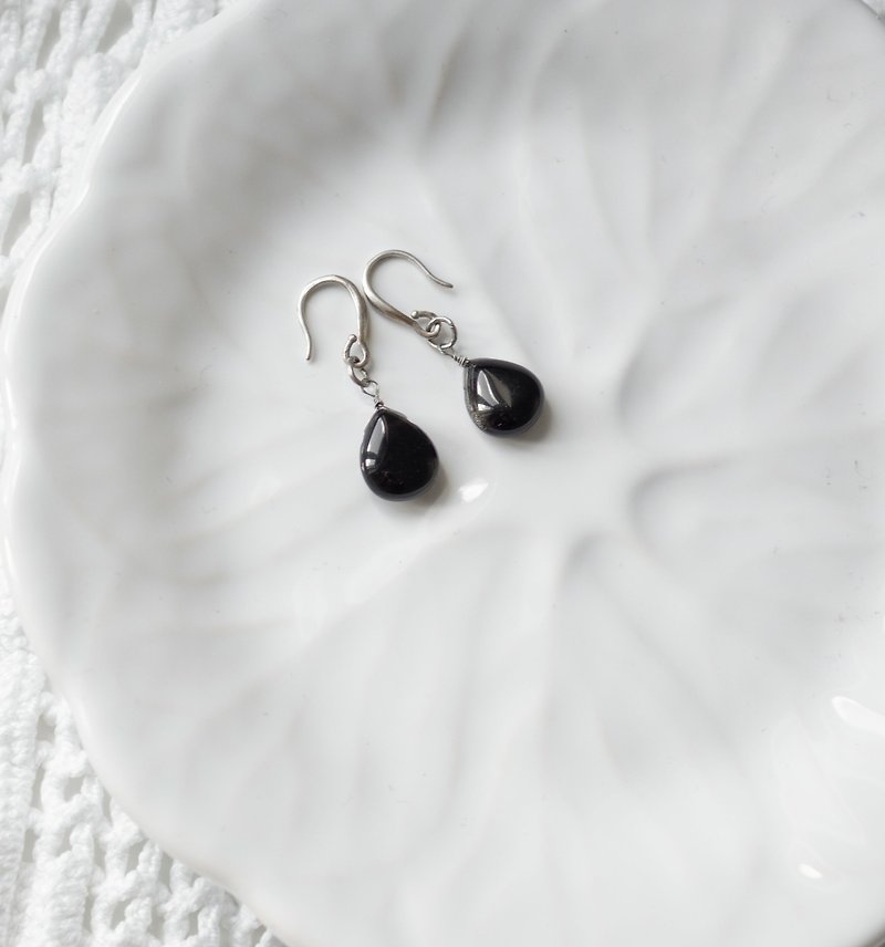 Black Agate Drop Earrings, 925 Silver, Scorpio stone, Aries Gem, Capricorn gift - ต่างหู - เครื่องประดับพลอย สีดำ