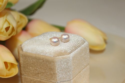 Petit Madam Jewelry 【日本Akoya海水珍珠】18K 日本 Akoya 天女級粉皮光 8mm珍珠耳環