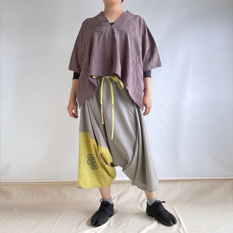 【1点もの】さんかくパンツ -ウール着物地 黄緑 絣 変わり亀甲 & ウール スーツ地 グレー - 中性長褲/短褲 - 羊毛 黃色